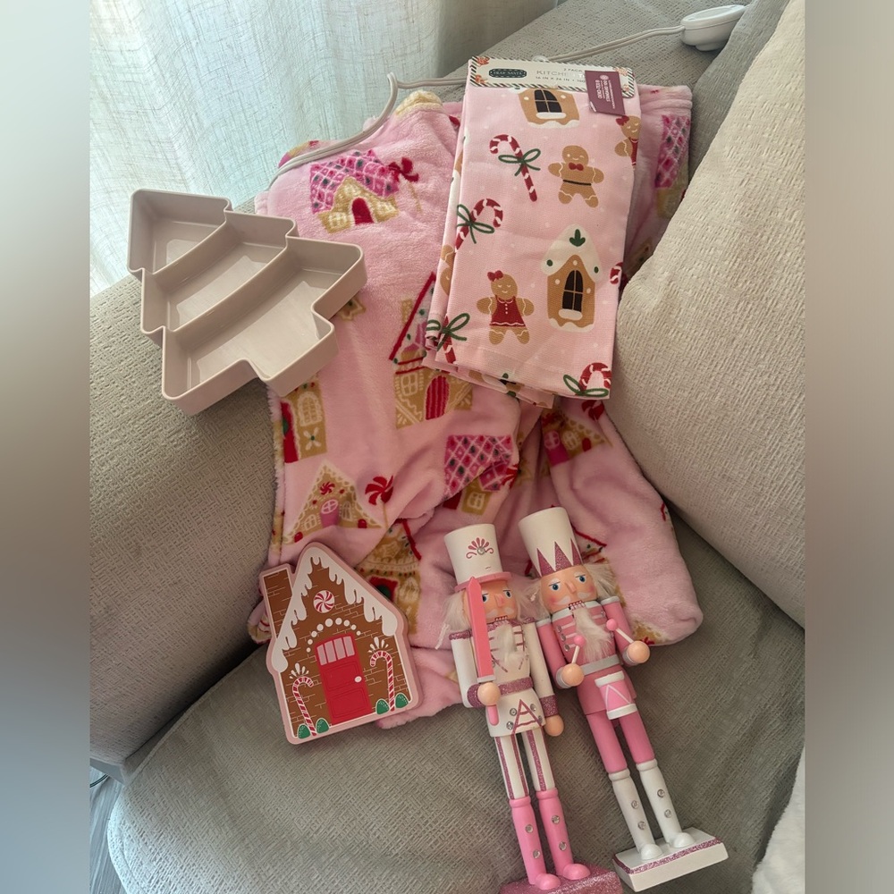 Pink Christmas decoration bundle